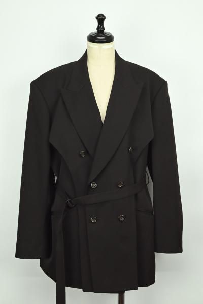 <img class='new_mark_img1' src='https://img.shop-pro.jp/img/new/icons14.gif' style='border:none;display:inline;margin:0px;padding:0px;width:auto;' />UJOH / 硼Slit 6BW JKT