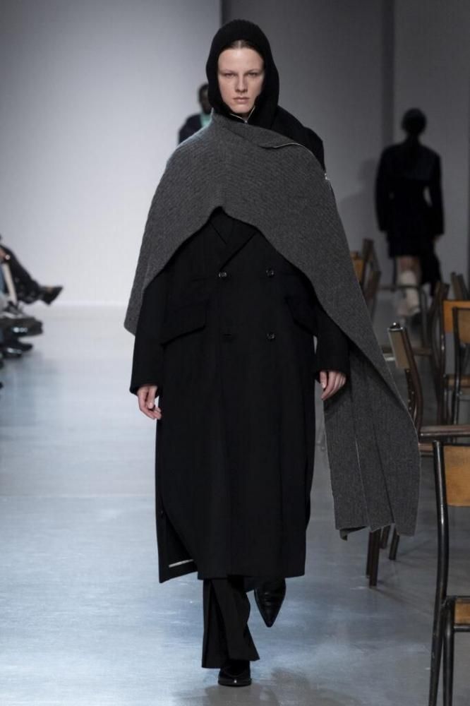 UJOH / ウジョー Chin Strap Coat - 国内厳選ブランド・インポート