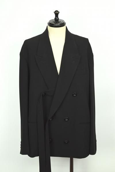 <img class='new_mark_img1' src='https://img.shop-pro.jp/img/new/icons14.gif' style='border:none;display:inline;margin:0px;padding:0px;width:auto;' />UJOH / 硼Spencer JKT
