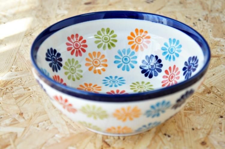 ポーリッシュポタリー のボウル(中)φ15cm