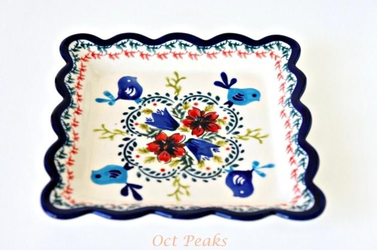 ポーリッシュポタリー のスクウェア・フリル・プレート