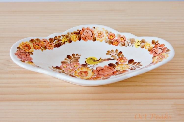 ロイヤルコペンハーゲン　ヴォルター ドルク作　ビスクセンター花柄大皿 ヴウォツワヴェク陶器のお皿