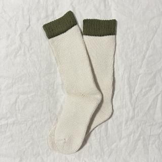Vorgel "OLIVE"