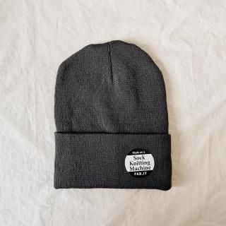 Chuck Beanie "CHACOAL"
