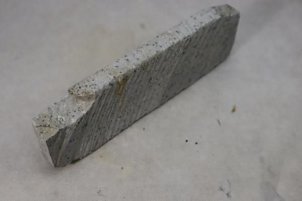 最高級品 対馬砥石 縦203 横98 厚26 中砥から仕上げ 大和1320g