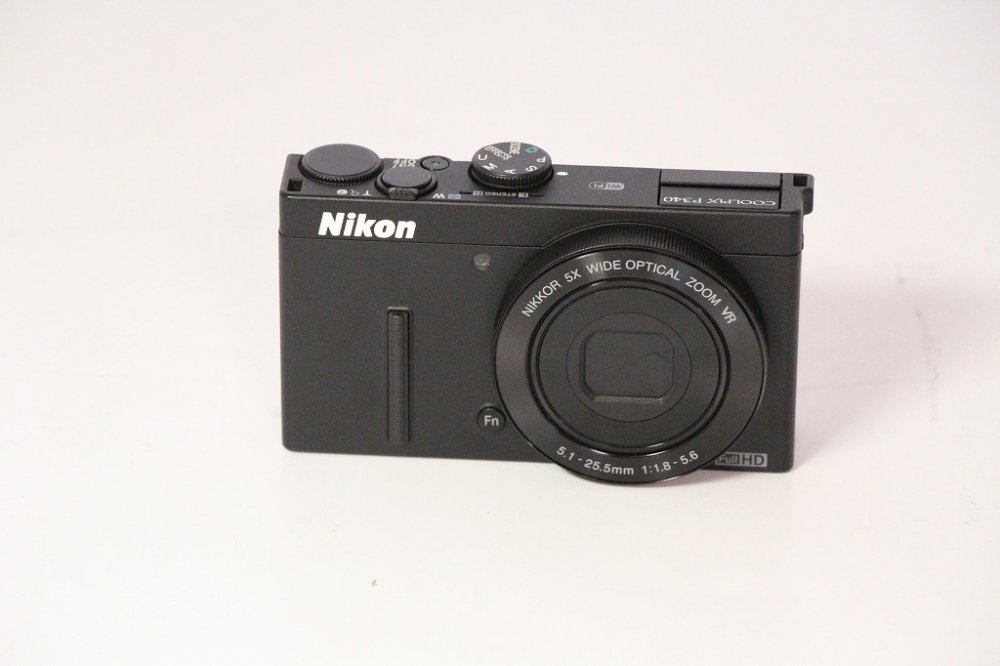 P340BK｜Nikon デジタルカメラ P340 開放F値1.8 1200万画素 ブラック 
