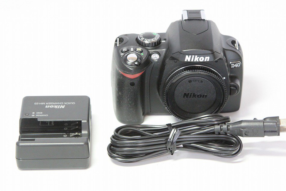 Nikon デジタル一眼レフカメラ D40 ブラック ボディ D40B - 1