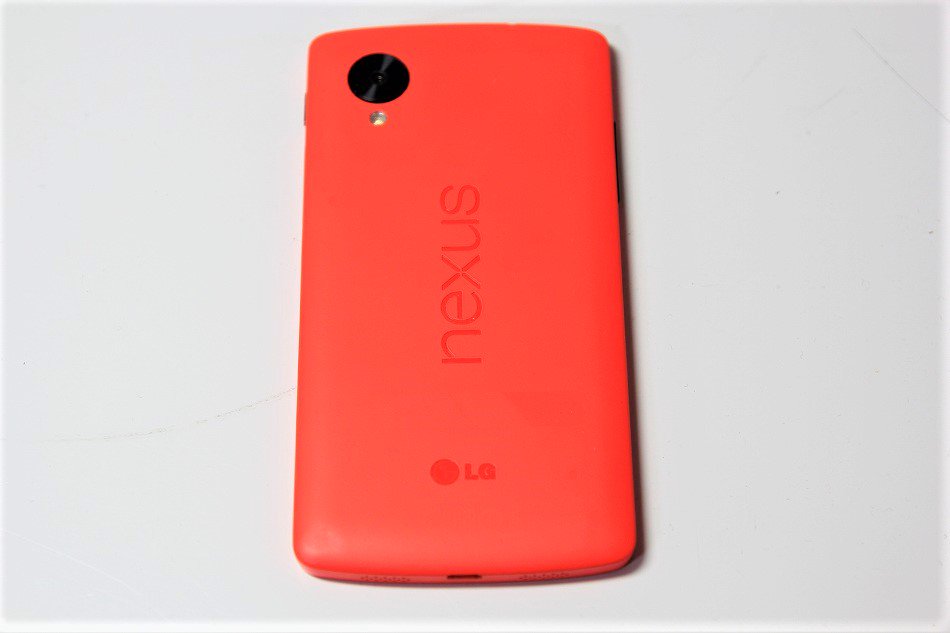 LG Nexus 5　ホワイト　中古