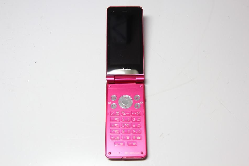 NTTdocomo - DOCOMO　SH-05D ローズ　本体　新品未使用 NTTdocomo - DOCOMO SH-05D ローズ 本体 新品未使用の通販 by