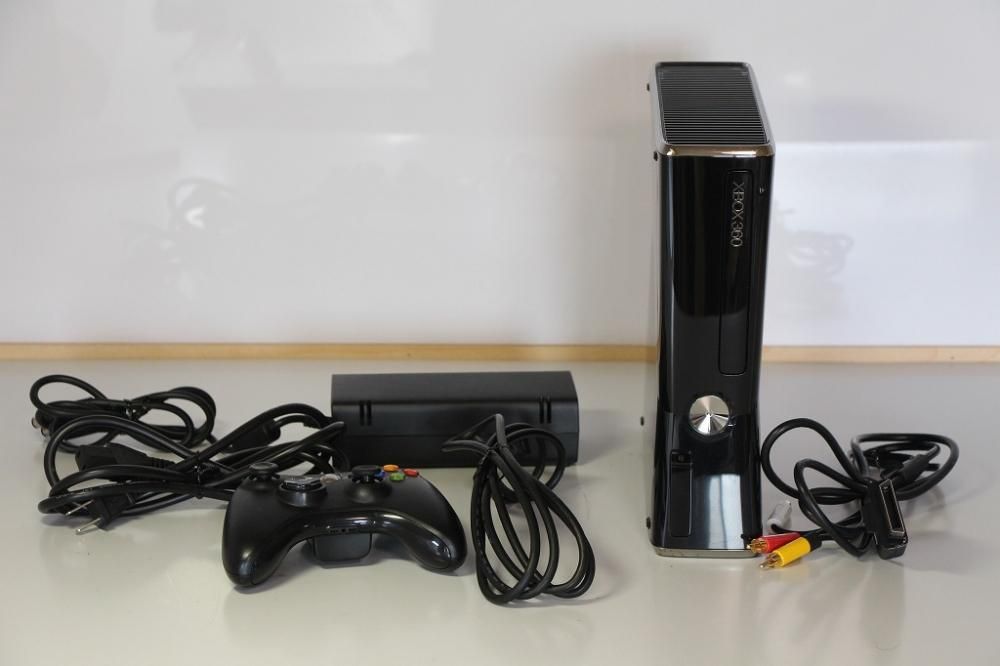 Xbox 360｜ 250GB【メーカー生産終了】｜中古品｜修理販売｜サンクス電機