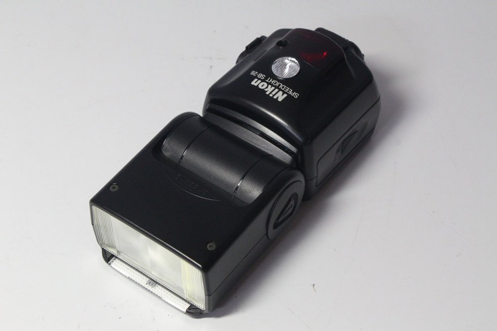 Nikon ストロボカメラ　SB-28DX