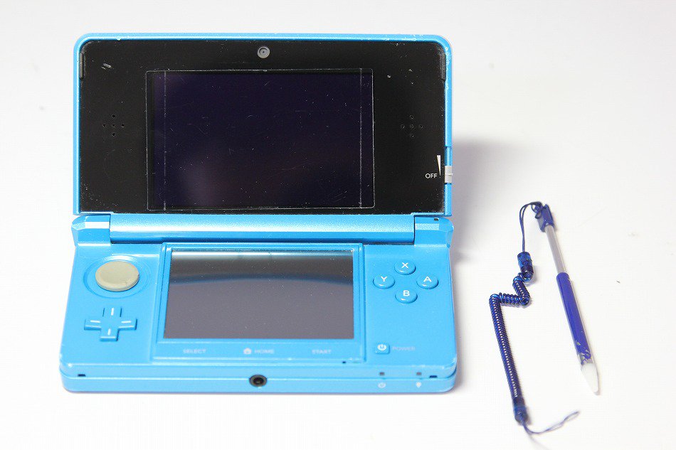 無料配達 ニンテンドー 3DS 完備品 ライトブルー 家庭用ゲーム本体 