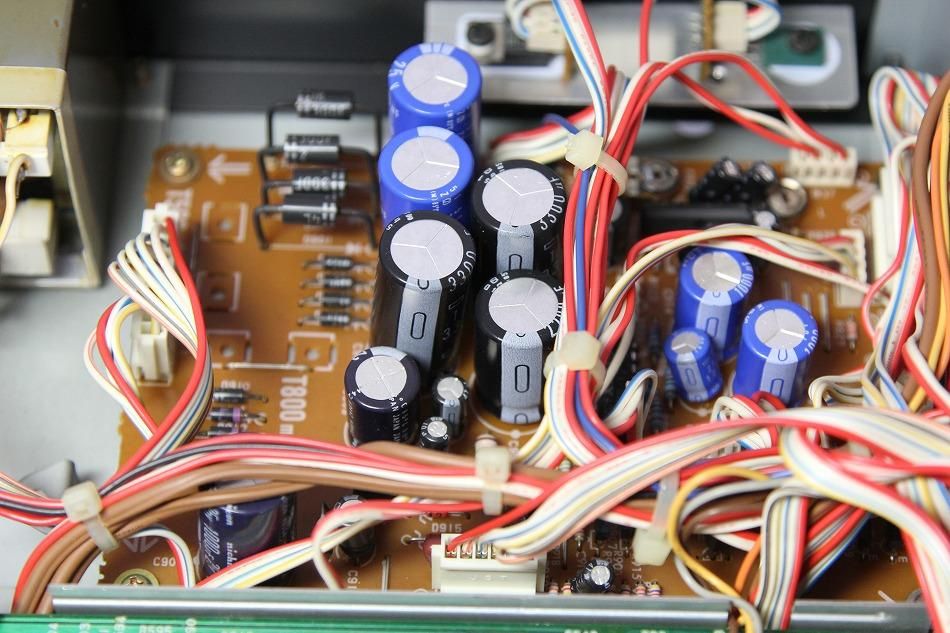 PCM-501ES |SONY 16ビットフォーマットPCMプロセッサー 【中古 PCM-501ES |SONY 16ビットフォーマットPCMプロセッサー 【中古