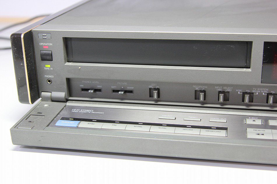 AG-W1｜Panasonic 業務用世界規格対応 VHSビデオデッキ｜中古品｜修理