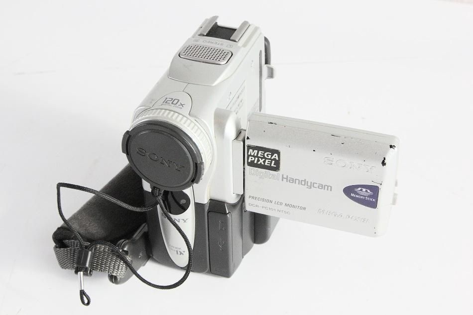 SONY DCR-PC101 デジタルビデオカメラ miniDV(品)-