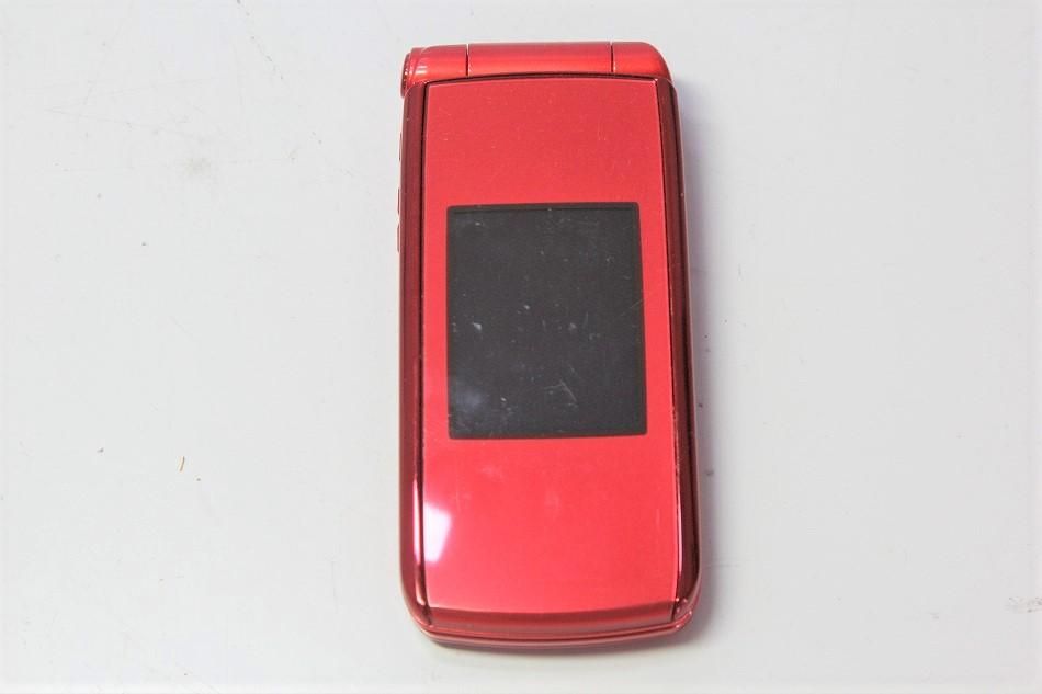F-09B |富士通 docomo F-09B らくらくホン7 レッド 携帯電話 白 F-09B |富士通 docomo F-09B らくらくホン7 レッド 携帯電話 白