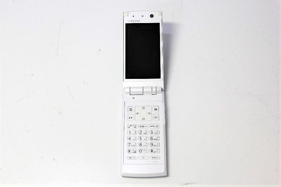 F-08A｜富士通 F-08A パールホワイト ドコモ 白ロム 携帯｜中古品