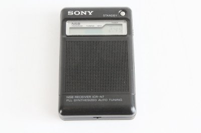 SONY FM/AM ポケッタブルラジオ R353 愛しい ICF-R353