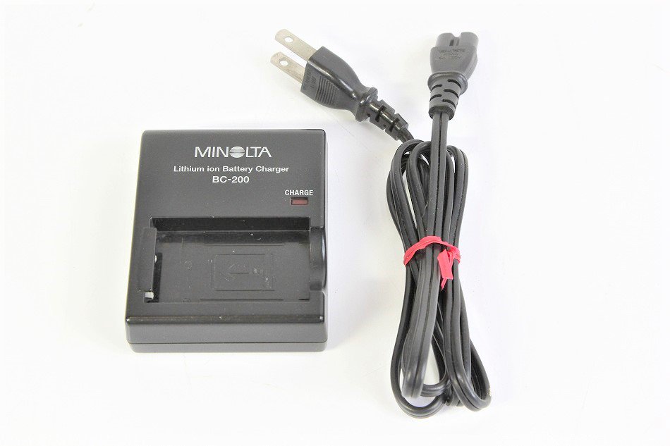 8700-136｜MINOLTA NP-200用バッテリー充電器 BC-200｜中古品｜修理販売｜サンクス電機