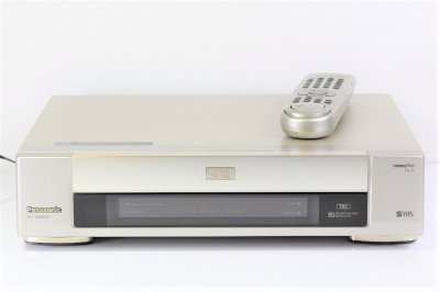 Panasonic NV-SB800W S-VHSビデオデッキ TBC搭載 【中古整備品】