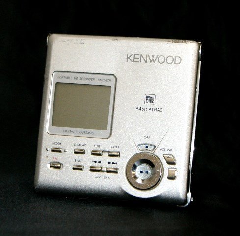 ケンウッド　KENWOOD ポータブルMDレコーダー DMC-K9R