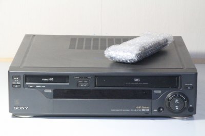 SONY WV-H2 VHS & Hi8 ビデオデッキ 【中古品】