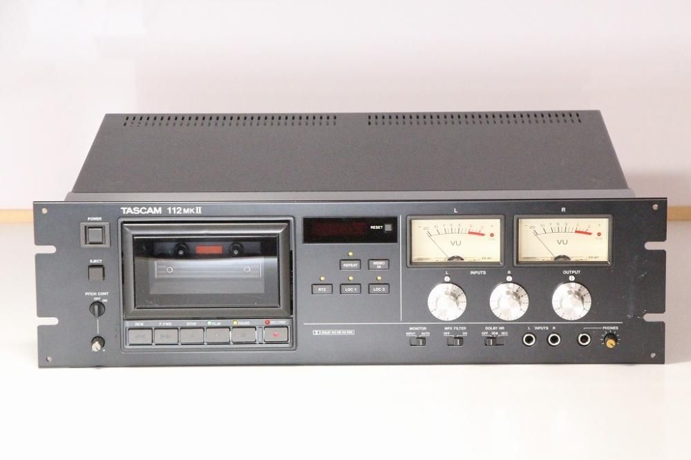 TASCAM 112MKII 業務用2ヘッドカセットデッキ-