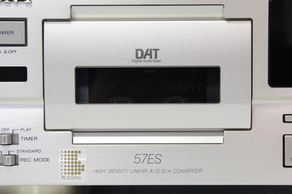 ソニー　DAT    DTC 57 ES   値下げしました傷ほぼないです
