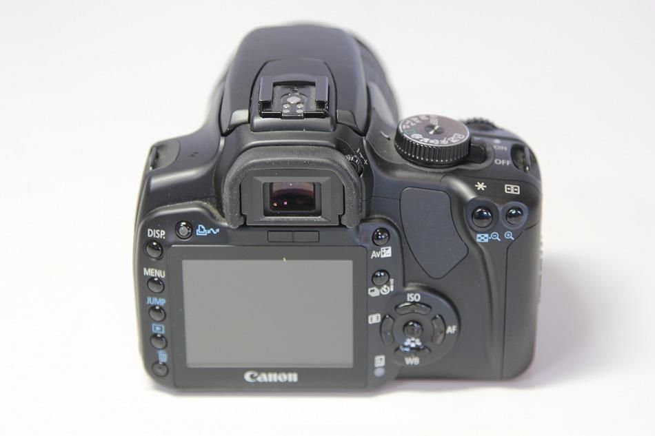 人気色 ☆掘り出し美品☆Canon EOS KISS DIGITAL X ズームキット