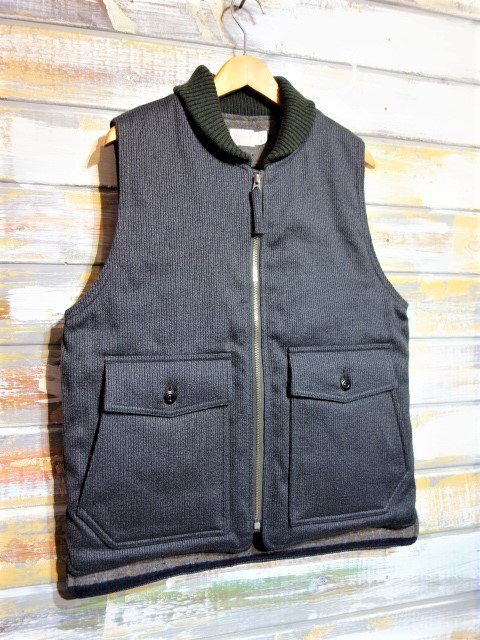TROPHY CLOTHING ”COVERT PIQUE STORM VEST”（GRAY） - OLD STAND UP