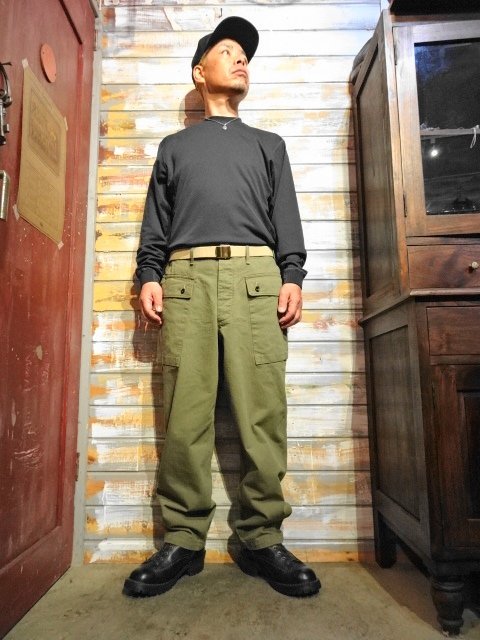 FREEWHEELERS ”U.S.M.C DEVIL DOG” M-1944 TROUSERS（OLIVE） - OLD STAND UP