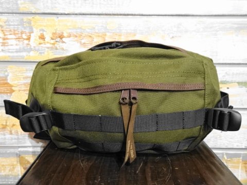FREEWHEELERS ”HALF DOME” FUNNY PACK（OLIVE） - OLD STAND UP
