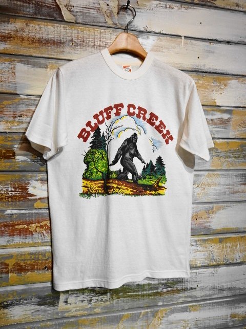 FREEWHEELERS BLUFF CREEK ”BIGFOOT” T-Shirt （SKULL WHITE） - OLD
