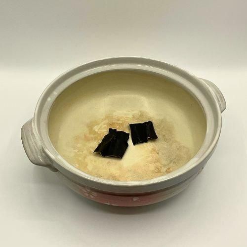 利尻産天然カット利尻昆布だしボトル 350g - 利尻昆布商 マル光利尻