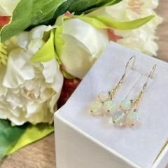18KYG モルダバイトピアス 楽天市場】【A.UN jewelry】 モルダバイト ピアス *K18* ≪直径