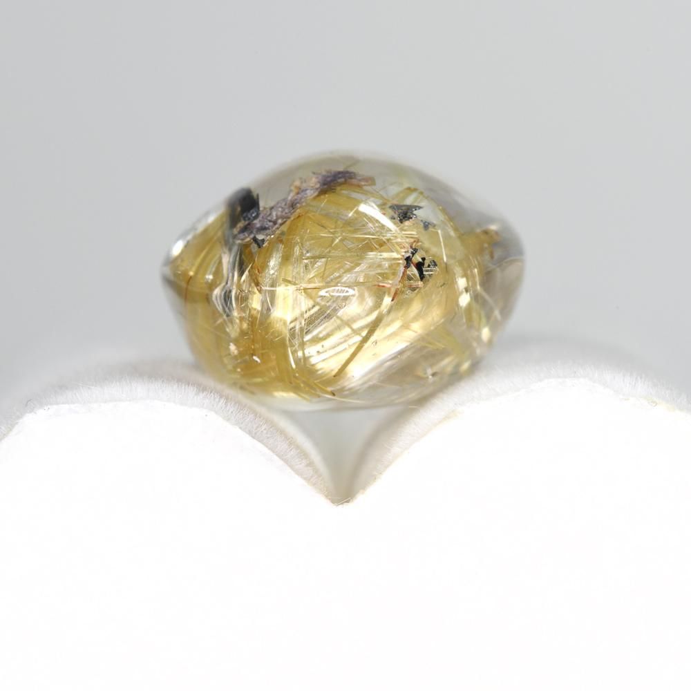 新品 未使用 天然 ヘマタイトインルチルクォーツ 9mm ゴールドルチル タイチンルチル (ヘマタイト入り) 9mm ブレスレット