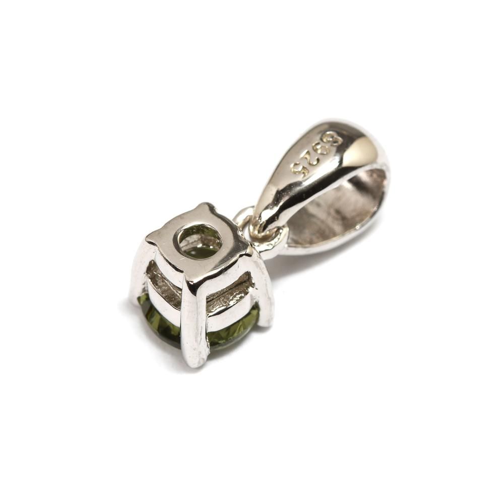 モルダバイト ペンダントトップ 4x4.4x4.3mm #NF569