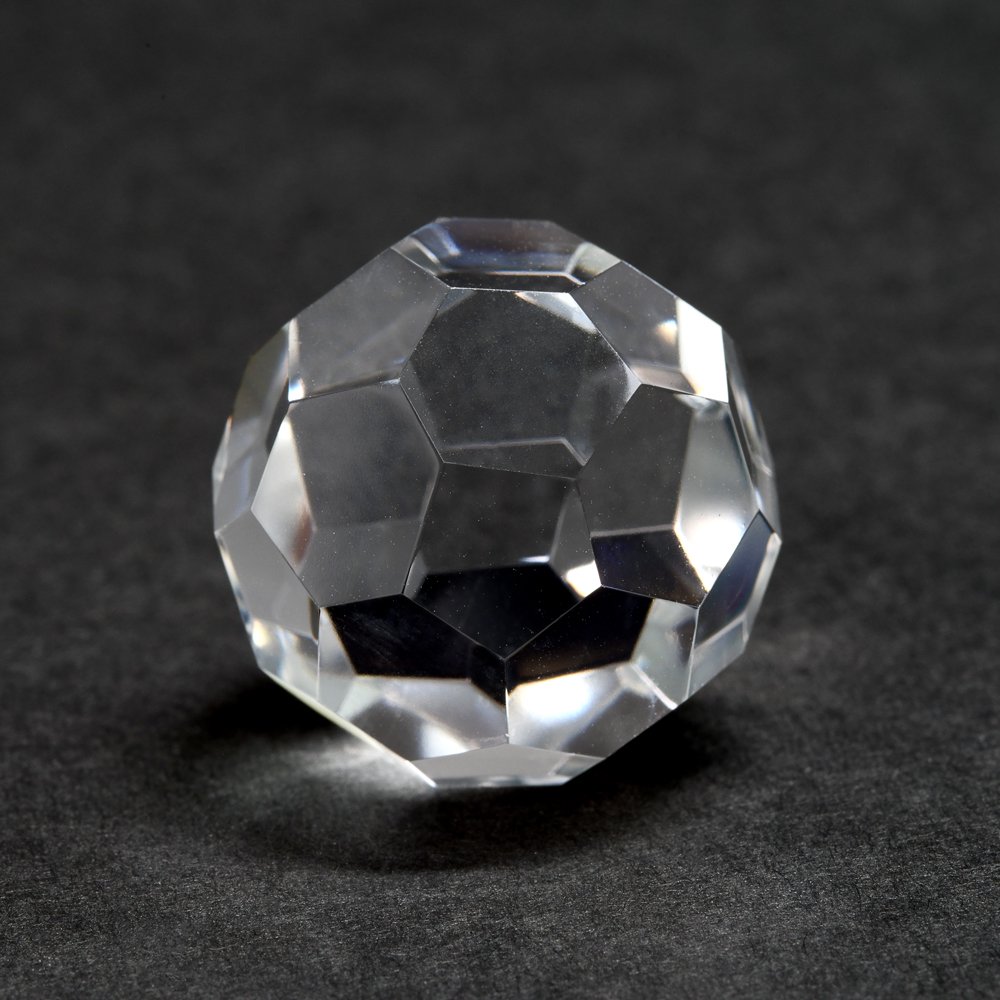 天然水晶 バッキーボール 25mm #NE062 - プレミアム天然石専門店 