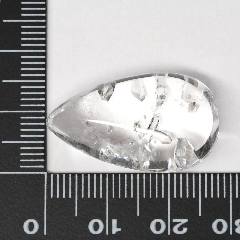 貫入水晶（クォーツインクォーツ） 28x16x11mm #NJ073