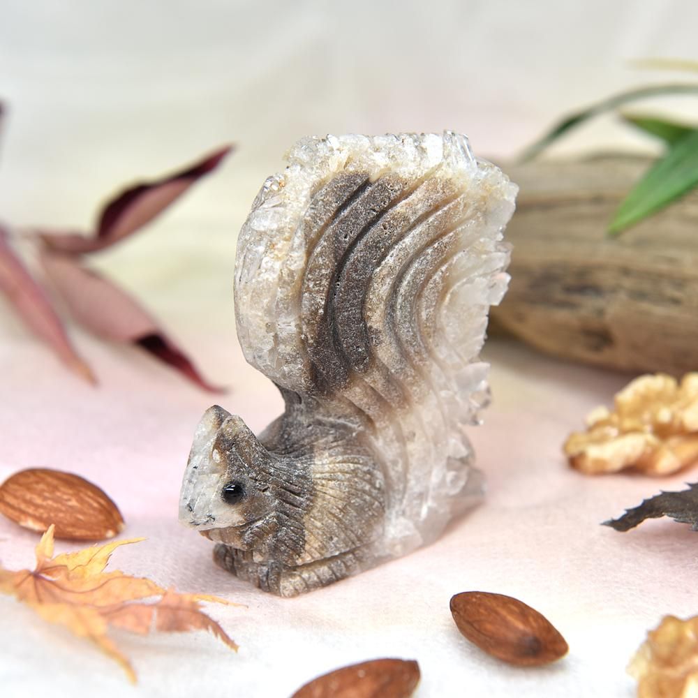 水晶　クラスター　リス　モチーフ　Ａ 水晶 クラスター リス モチーフ A