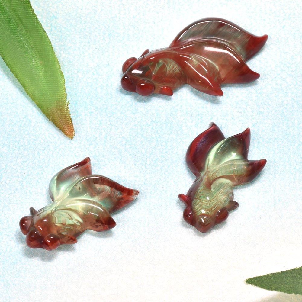 高品質] カラーチェンジ・アンデシン 金魚 彫刻ルース 28.3x16.3x5.9mm