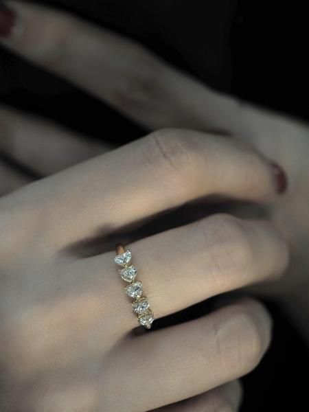 11/8-3Days限定!  k18またはプラチナ ハートダイヤモンド5石0.66ctリング