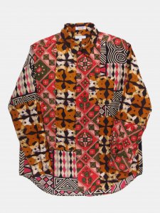 [ENGINEERED GARMENTS] Combo Short Collar Shirt - African Print / Tan/Brown<img class='new_mark_img2' src='https://img.shop-pro.jp/img/new/icons24.gif' style='border:none;display:inline;margin:0px;padding:0px;width:auto;' />