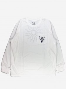 [SOUTH2 WEST8] L/S Round Pocket Tee - Circle Horn / White<img class='new_mark_img2' src='https://img.shop-pro.jp/img/new/icons5.gif' style='border:none;display:inline;margin:0px;padding:0px;width:auto;' />