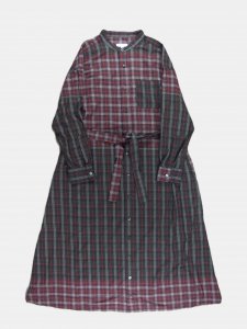 [ENGINEERED GARMENTS WOMEN] Banded Collar Dress - Cotton Smoky Plaid / Olive / Red<img class='new_mark_img2' src='https://img.shop-pro.jp/img/new/icons5.gif' style='border:none;display:inline;margin:0px;padding:0px;width:auto;' />