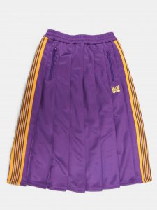 [NEEDLES WOMEN] Pleated Track Skirt - Poly Smooth / Purple<img class='new_mark_img2' src='https://img.shop-pro.jp/img/new/icons5.gif' style='border:none;display:inline;margin:0px;padding:0px;width:auto;' />