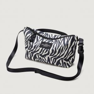 [BAGSINPROGRESS] FANNYPACK CROSSBODY - Recycled Polyester / Zebra<img class='new_mark_img2' src='https://img.shop-pro.jp/img/new/icons5.gif' style='border:none;display:inline;margin:0px;padding:0px;width:auto;' />