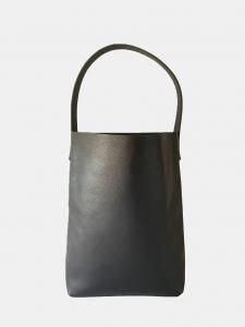 [TEMBEA] BAGUETTE TOTE SHRINK LEATHER / BLACK<img class='new_mark_img2' src='https://img.shop-pro.jp/img/new/icons5.gif' style='border:none;display:inline;margin:0px;padding:0px;width:auto;' />