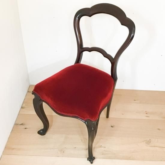 ビクトリアンスタイル 赤い椅子 ビクトリアンスタイル 赤い椅子 ヴィクトリアンスタイル レッド