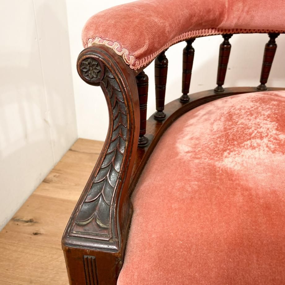 イギリスアンティーク ビクトリアンスタイル オレンジベルベットソファ